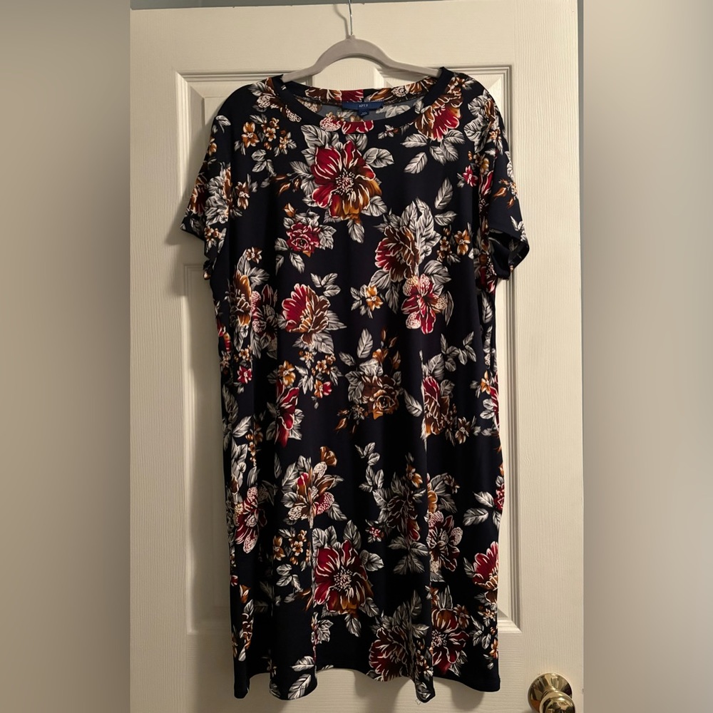‼️ SALE ‼️ Like New Dress w/ Pockets